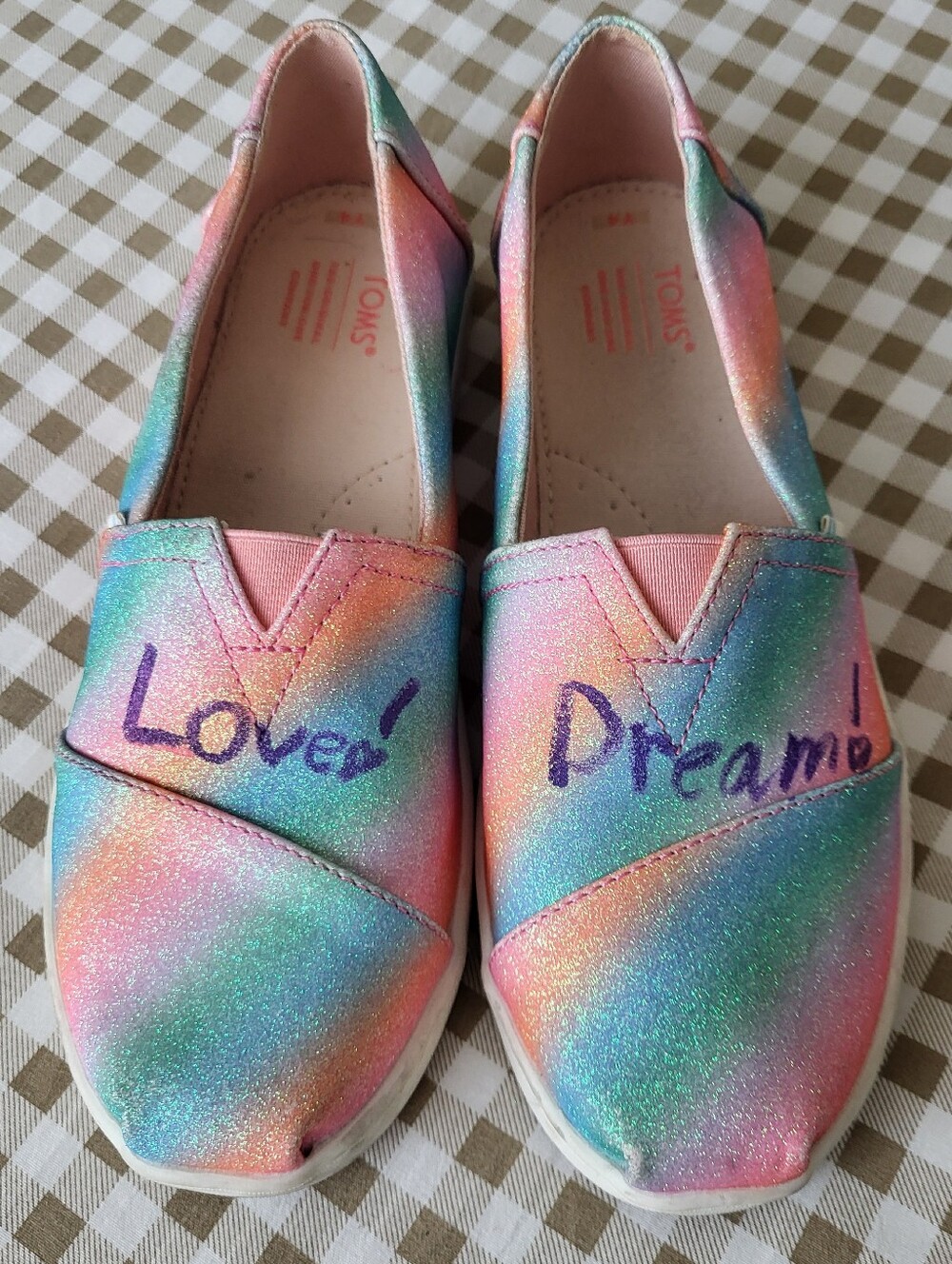 TOMS Kids Pastel Rainbow Glitter Slip-Ons with "Love" & "Dream" Size 4